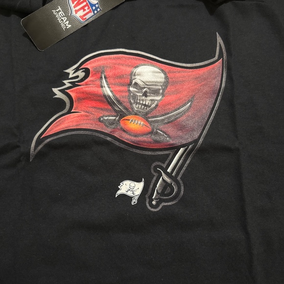 Tampa Bay Buccaneers T shirt men’s 2xl - Picture 2 of 3
